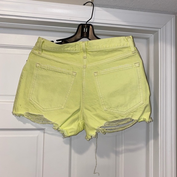 Abercrombie & Fitch Shorts Size 6 - Picture 2 of 2